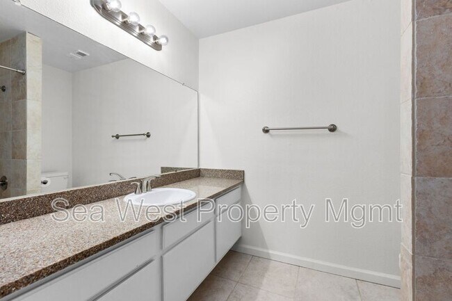 Building Photo - 6907 Quail Pl