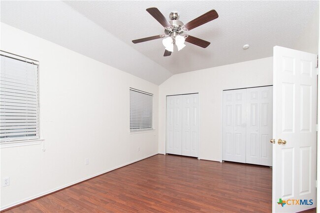 Building Photo - 3301 Dorothy Jane Dr