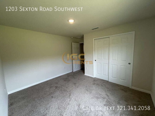 Building Photo - 1203 Sexton Rd SW