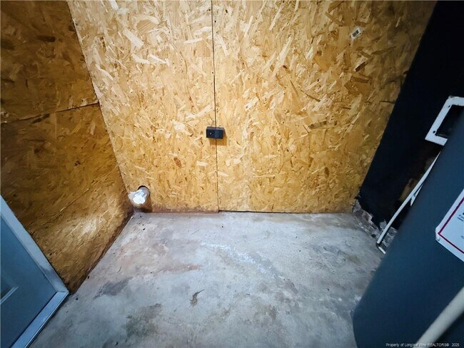 Building Photo - 923 Fiske Dr