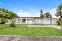 Building Photo - 2038 Keyes Ln