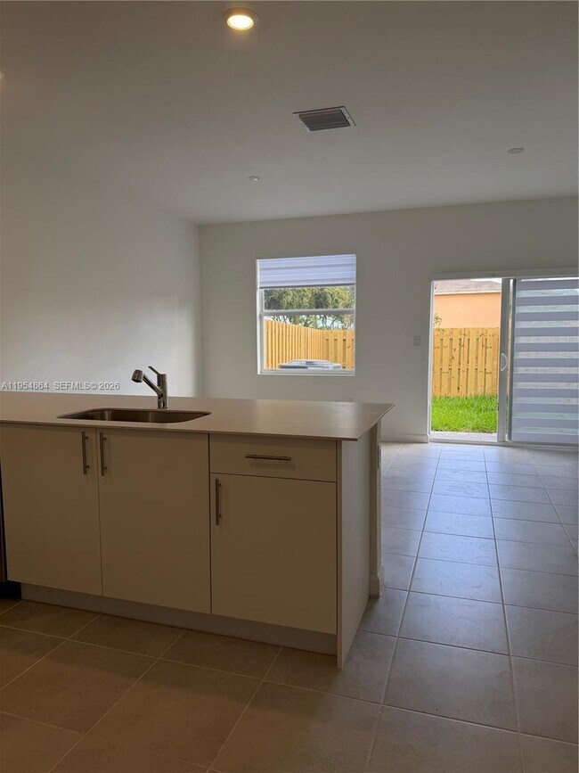 Building Photo - 268490 SW 121st Ave