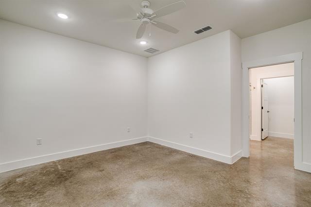 Building Photo - 100 Cardinal Wds