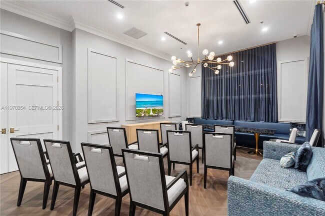 Building Photo - 626 Coral Wy