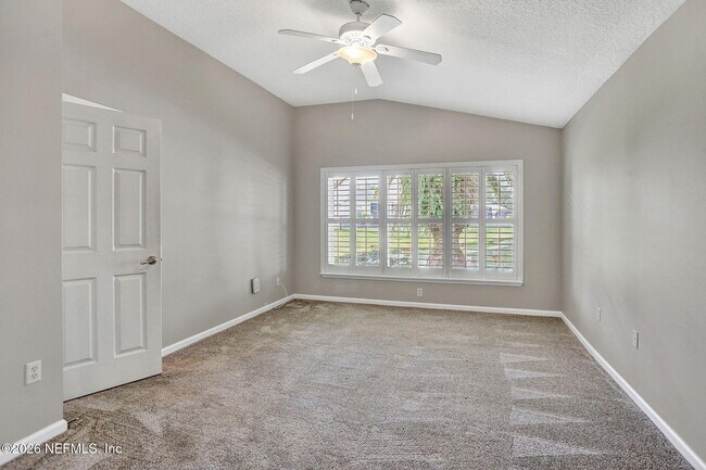Building Photo - 1325 Fairway Village Dr