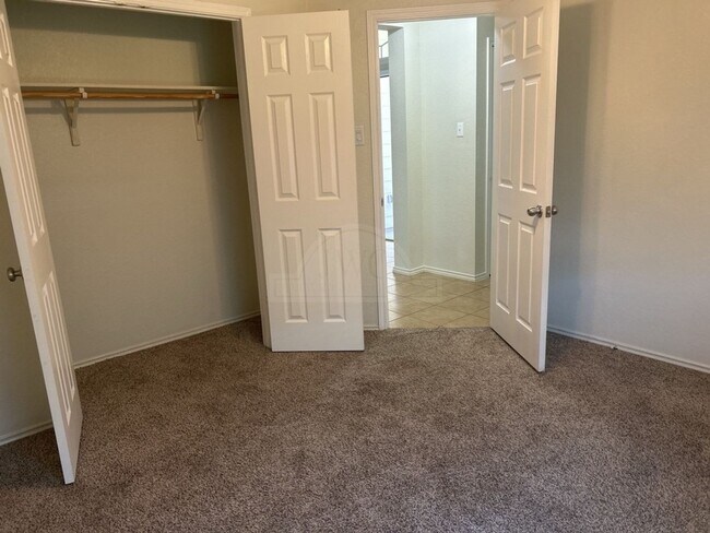 Building Photo - 6109 Malachi Ln