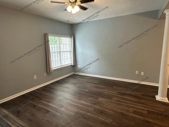 Building Photo - 10815 Galand Ct