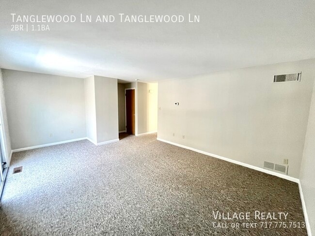 Building Photo - 442 Tanglewood Ln