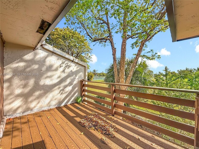 Building Photo - 2133 N 14th Ave