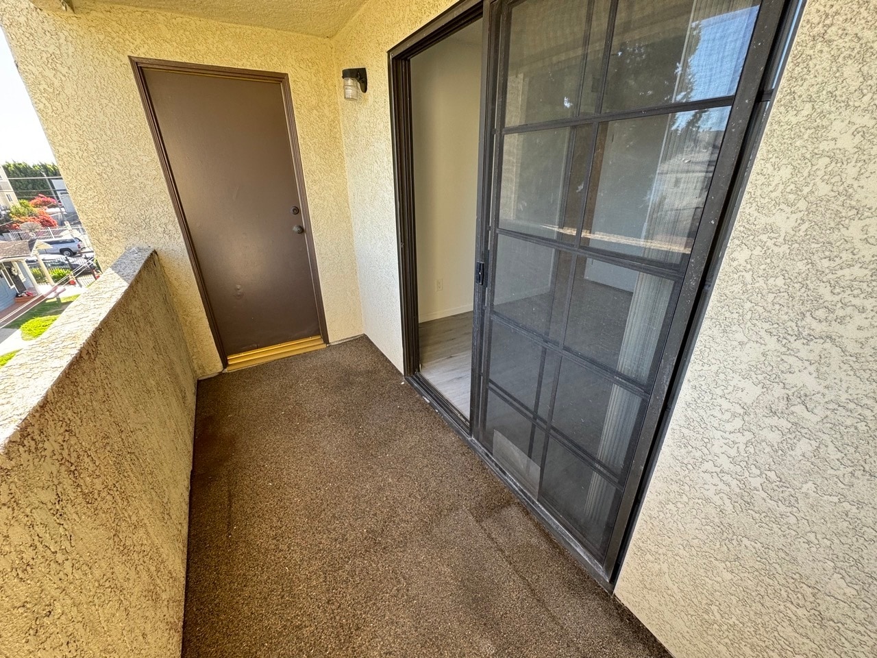 Building Photo - 4633 Vermont Pl