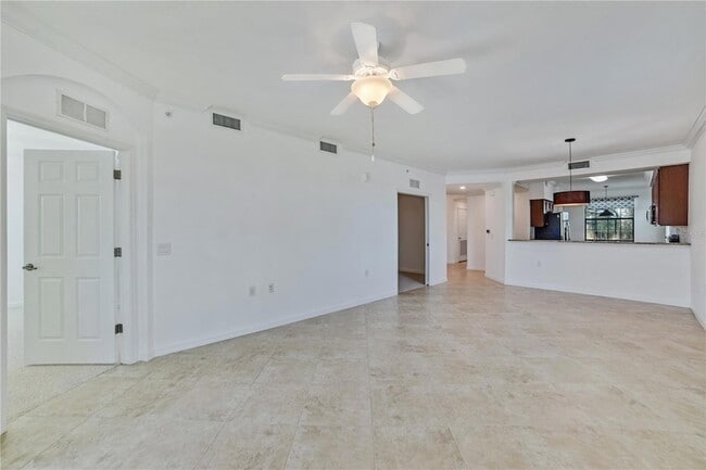 Building Photo - 16804 Vardon Ter