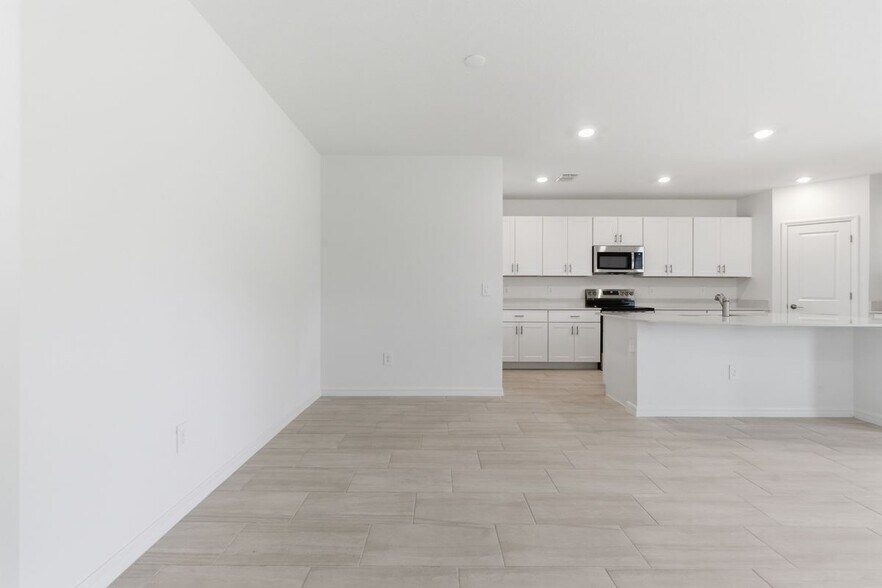 Building Photo - 9947 Allendale St