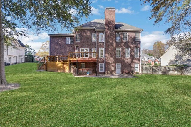 Building Photo - 127 Tara Blvd