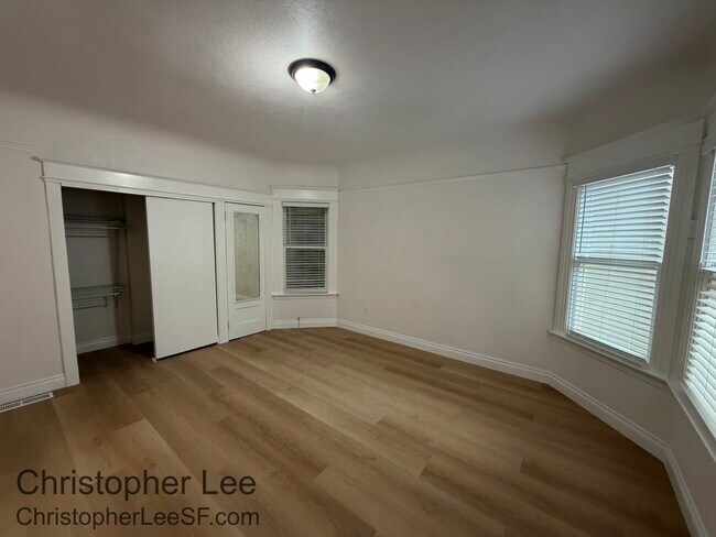 Building Photo - 255 14th Ave