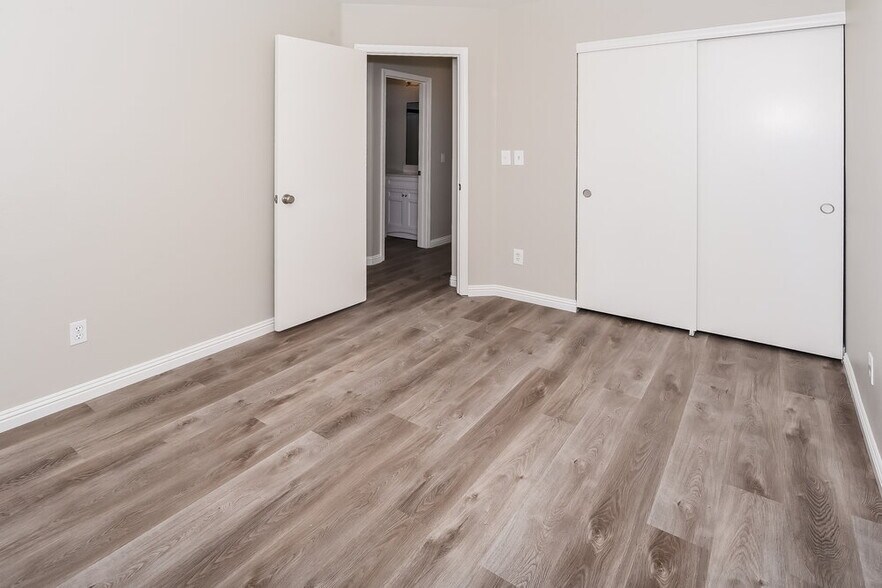 Building Photo - 4810 Con Carne