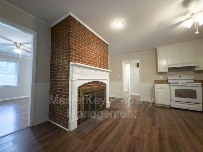 Building Photo - 118 Park Ave