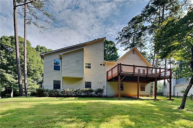 Building Photo - 507 Penny Ln