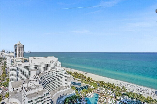 Building Photo - 4401 Collins Ave