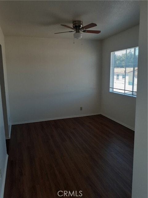 Building Photo - 2331 S Grand Ave