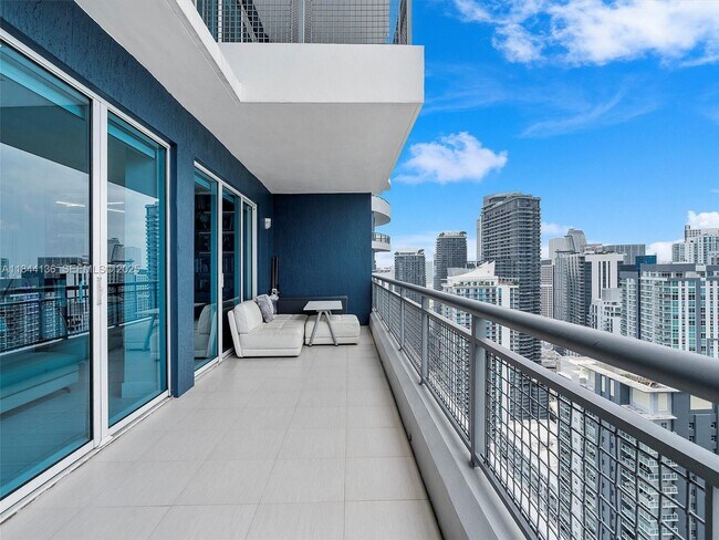 Building Photo - 60 SW 13th St