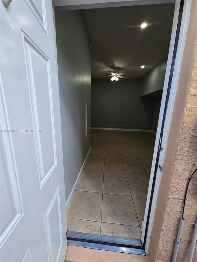 Building Photo - 15829 SW 140th St