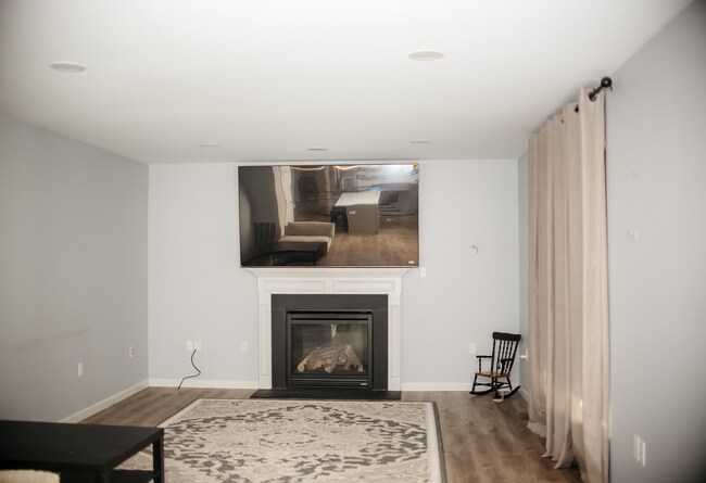 Building Photo - 20 Limestone Ln