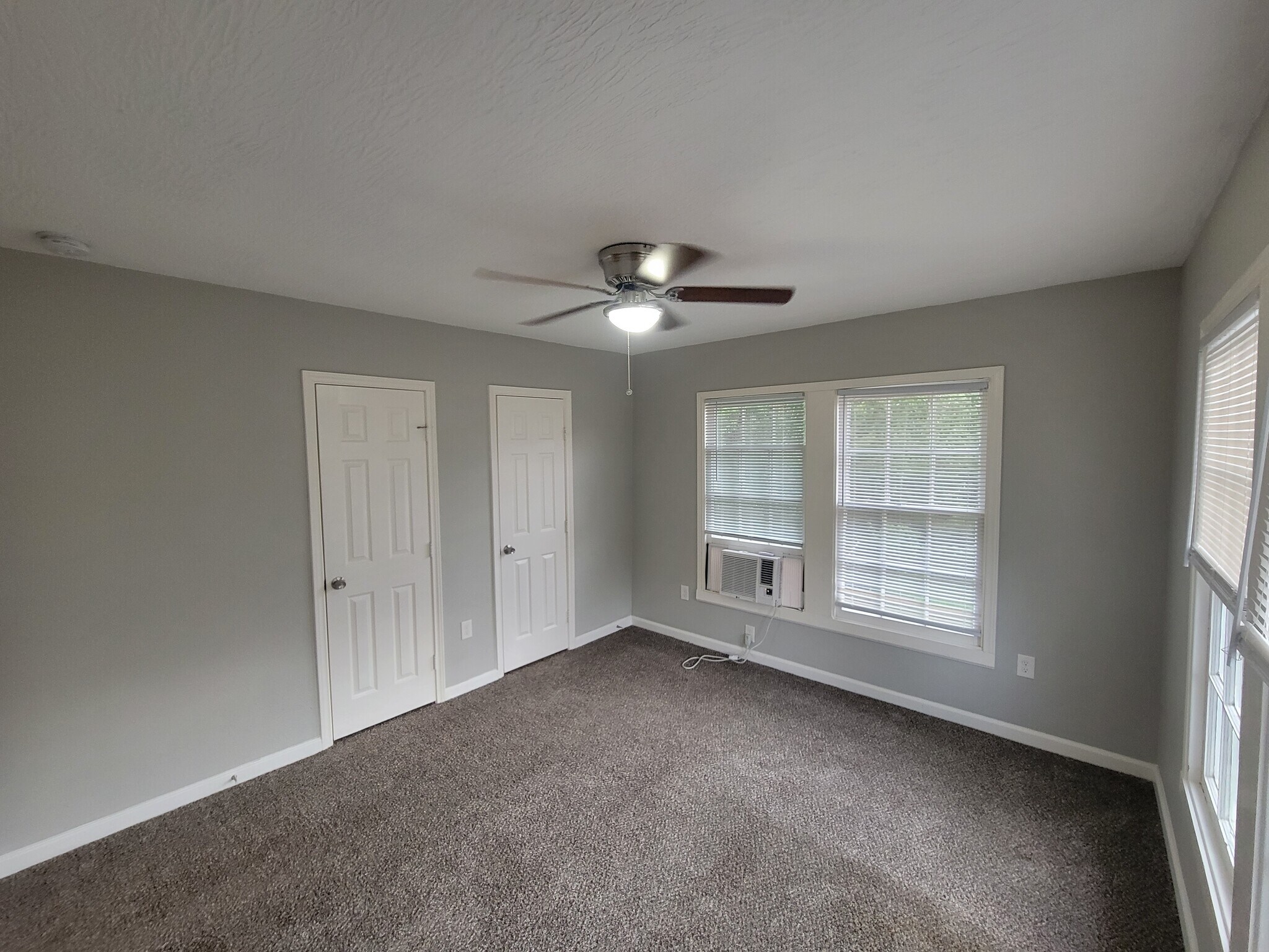 More Bedroom - 320 S Ashbel St