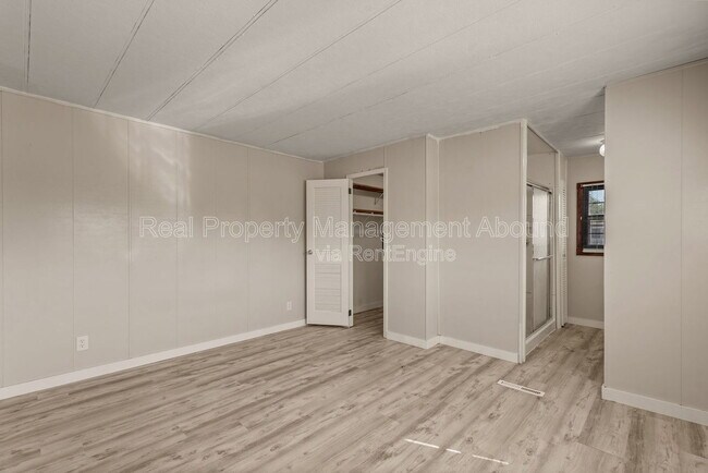 Building Photo - 4608 E 472 Rd