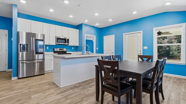 Building Photo - 1249 Martin Rd