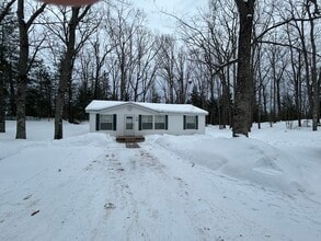 Building Photo - 968 Ranch Rd