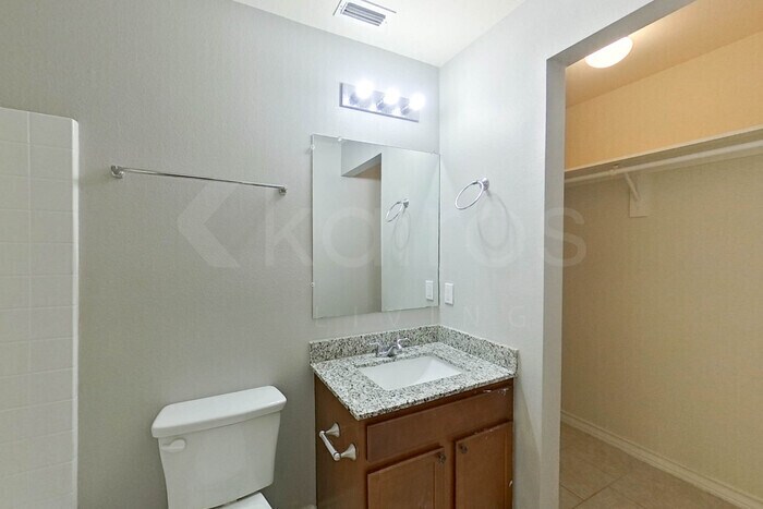 Building Photo - 1709 Buen Camino