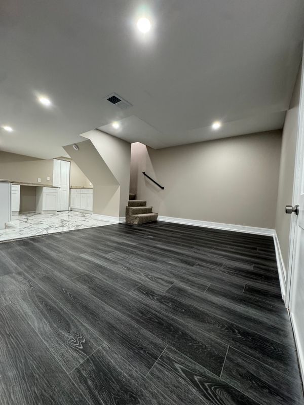 Building Photo - 2704 W 15th Ave