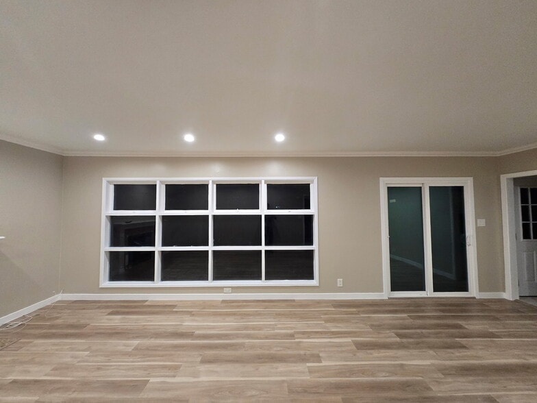 Building Photo - 12715 Glynn Ave