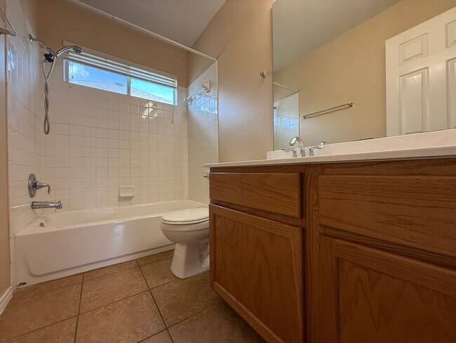 Building Photo - 5600 Lions Gate Ln