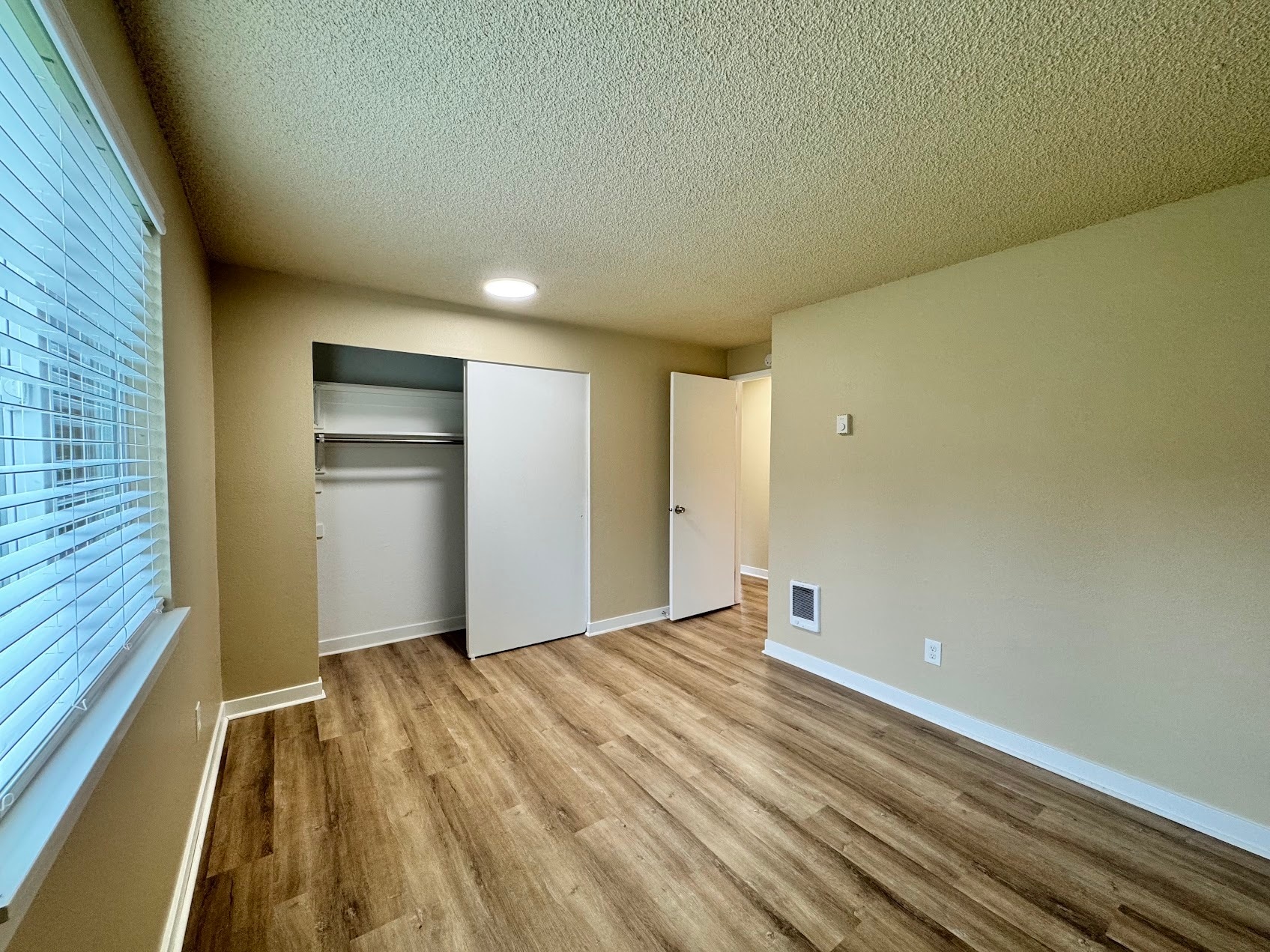 Building Photo - 5026 S 58th St