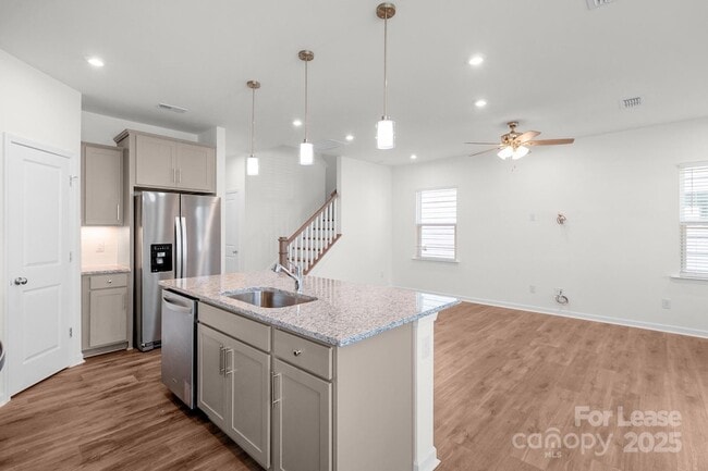 Building Photo - 14028 Penbury Ln