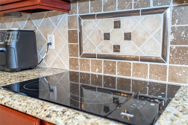 Building Photo - 3119 Falconhill Dr