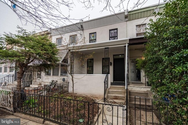 Building Photo - 2009 E Cumberland St