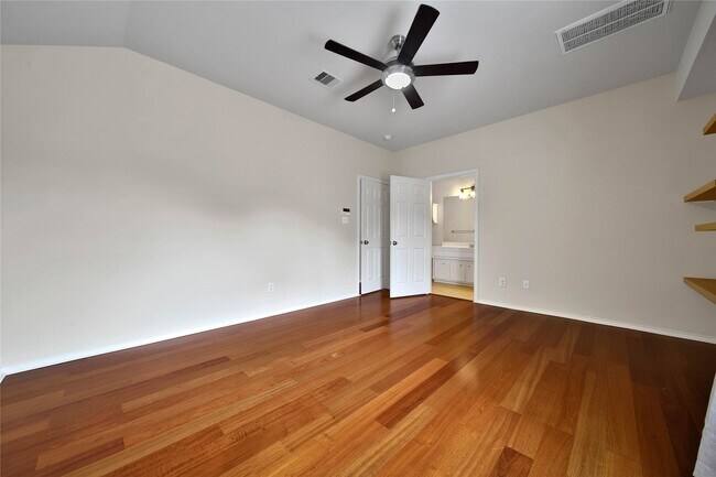 Building Photo - 4408 Eigel St