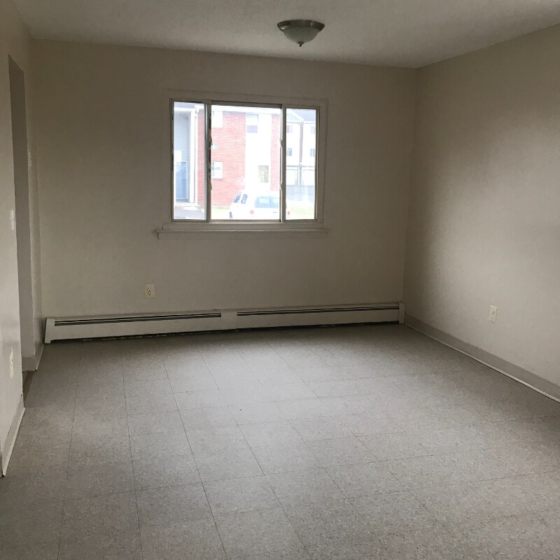 Building Photo - 121 Hillcrest Ave