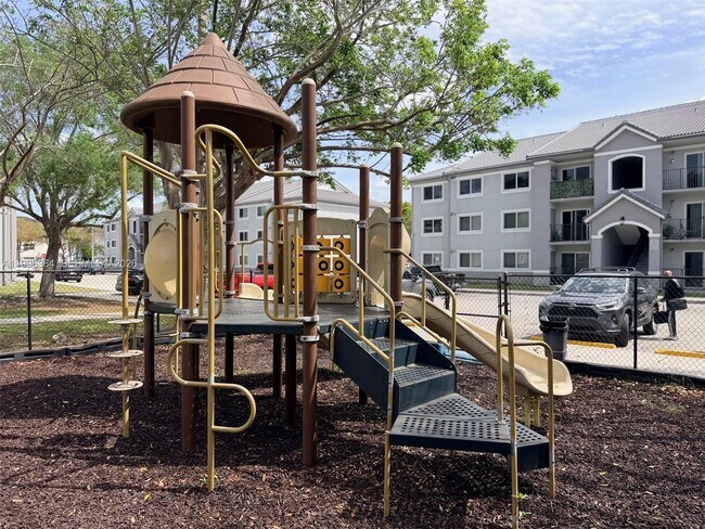 Building Photo - 15440 SW 284th St