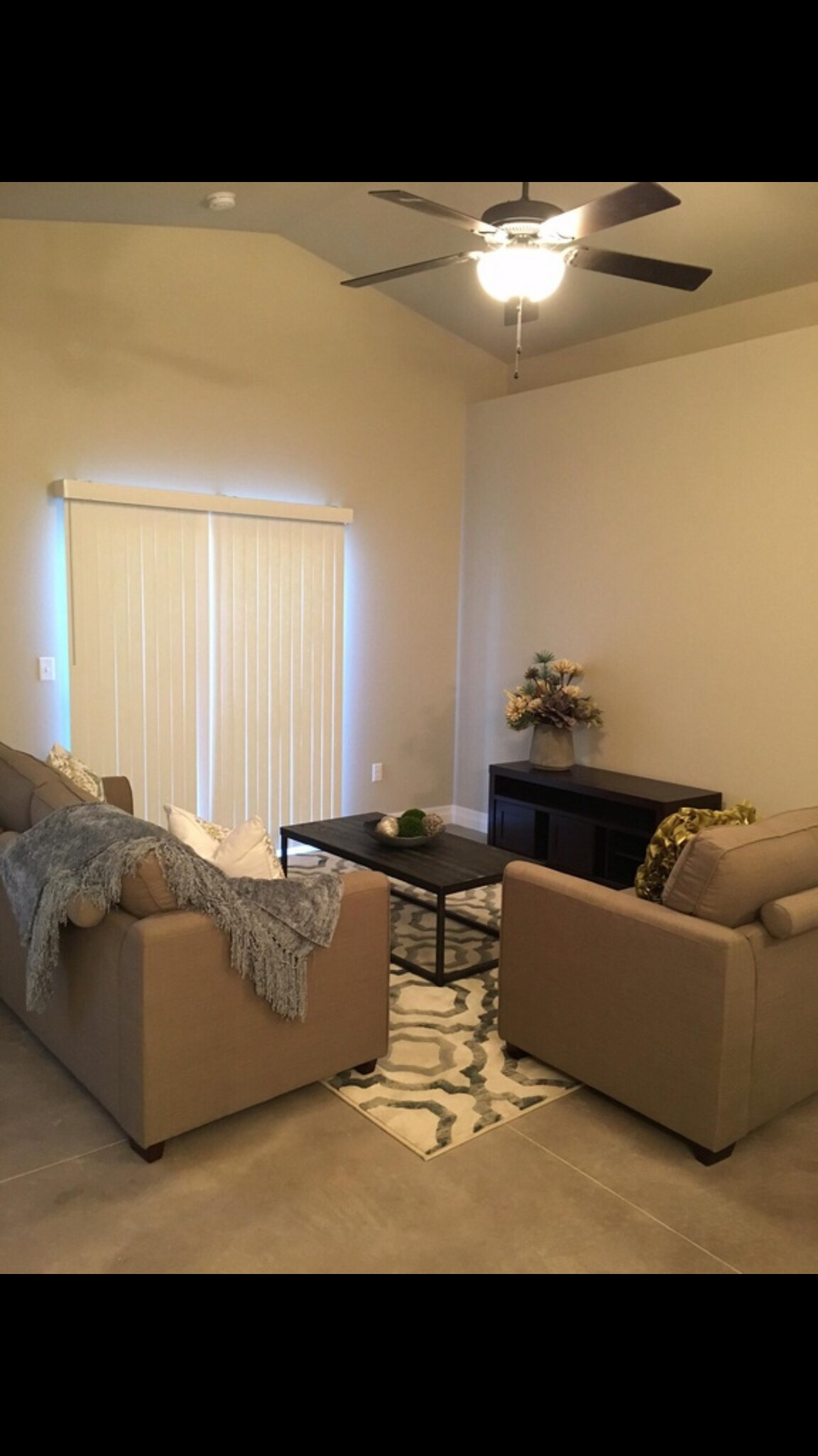 Building Photo - 2828 E 45th Ct N