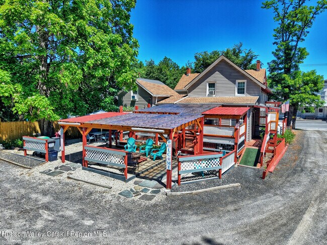 Building Photo - 3667 Rte 67