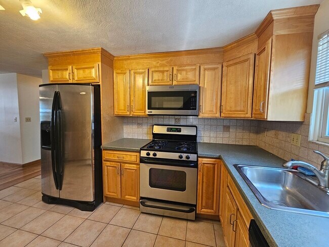 Building Photo - 91 Irving St