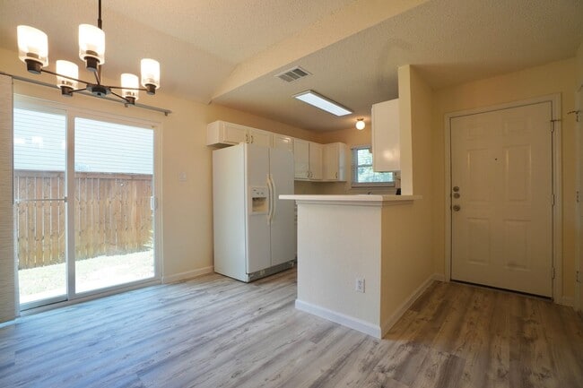 Building Photo - 13102 Staton Dr