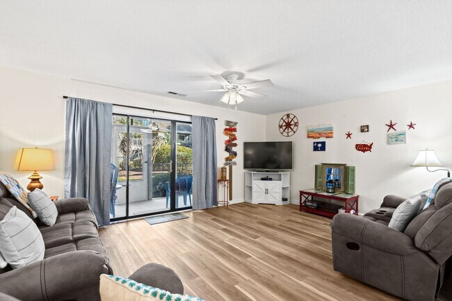 Building Photo - 1890E Auburn Ln