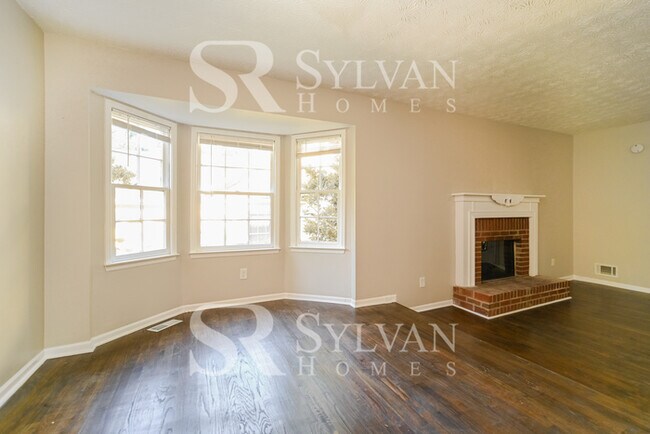 Building Photo - Coming HOME never felt so good!