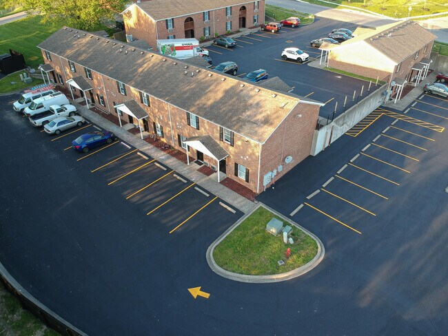 Building Photo - 236 Wray Ct