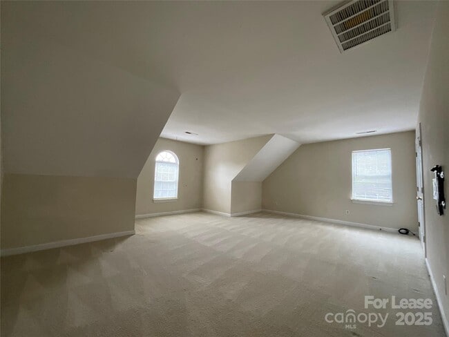 Building Photo - 10411 Rougemont Ln
