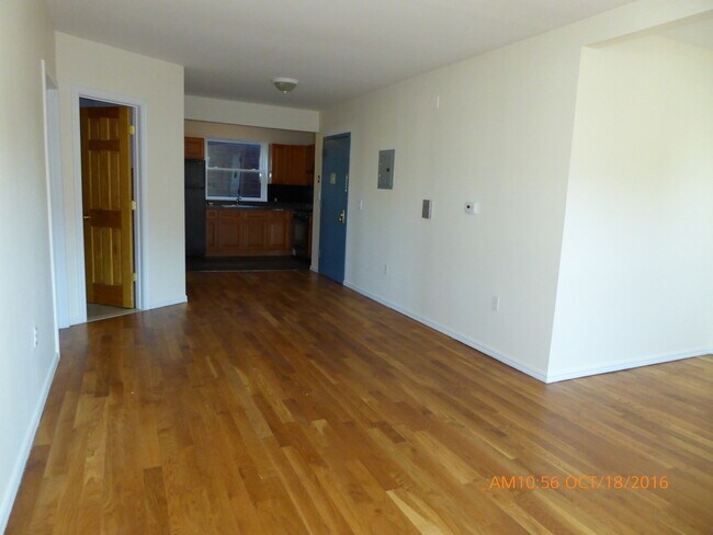 Primary Photo - 441 E 180th St